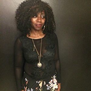 Meet your Posher, Joy